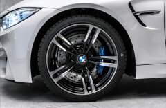 BMW M4 Navi*Harman Kardon*kamera