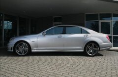 Mercedes-Benz Třídy S 6.3 63 AMG Zadní DVD Noční vidění  Super stav