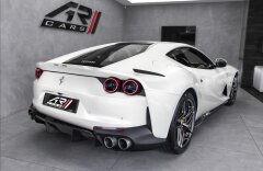 Ferrari Ostatní 812 Superfast, karbon paket