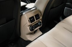 Rover 3,0 RANGE ROVER VELAR 3.0  V6 D300 R-Dynamic SE