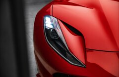 Ferrari 812 Superfast  V12