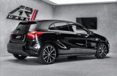 Mercedes-Benz Třídy A A 180 d, LED, Navigace