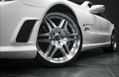 Mercedes-Benz SL 6,2 63 AMG, IWC EDÍCIA, HARMAN KARDON