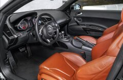 Audi R8 V8 4.2 quattro, karbon paket, CZ