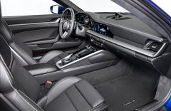 Porsche 911 CARRERA 4S 992