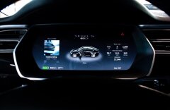 Tesla Model S 85D 4x4 autopilot