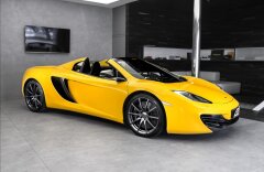 McLaren MP4-12C Karbon paket, CZ