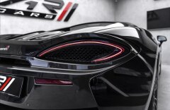 McLaren  570S