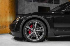 Porsche Taycan 0,0 CROSS TURISMO 4S, PANO, MASÁŽE, MATRIX, BOSE