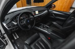 BMW X5 3,0 M50d, HARMAN KARDON, HEAD-UP