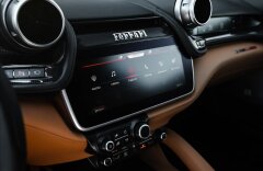 Ferrari GTC4 Lusso 6,3 V12, PANORAMA, VENTILÁCIA, JBL, 360°