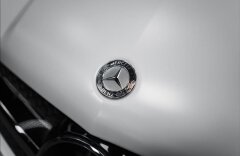 Mercedes-Benz SL 6,2 63 AMG, IWC EDÍCIA, HARMAN KARDON