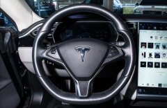Tesla Model S 85D 4x4 autopilot