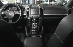 Porsche Cayenne 3.0   Diesel