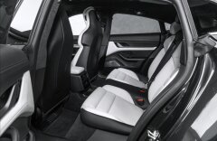 Porsche Taycan Turbo PDCC, pano, noční vize, 360°