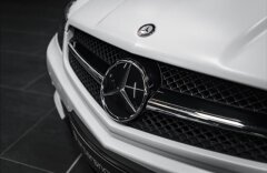 Mercedes-Benz SL 6,2 63 AMG, IWC EDÍCIA, HARMAN KARDON