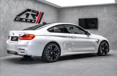 BMW M4 Navi*Harman Kardon*kamera