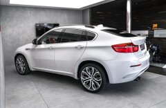 BMW X6 M Akrapovic, ventilace, soft, DVD