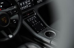 Porsche Taycan Turbo S, keramiky, karbon, PDCC, Matrix