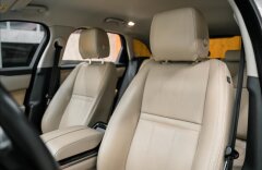 Rover 3,0 RANGE ROVER VELAR 3.0  V6 D300 R-Dynamic SE