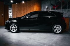 Mercedes-Benz Třídy A 1,6 A 160, NAVI, LED, KOŽA