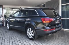Audi Q7 4.2 TDI quattro, vzduch, Bose, parkovací kamera