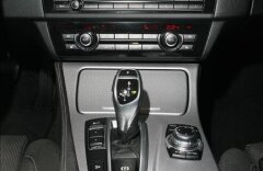 BMW Řada 5 servis zdarma 5 let  525d xDrive, M Paket, CZ