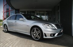 Mercedes-Benz Třídy S 6.3 63 AMG Zadní DVD Noční vidění  Super stav