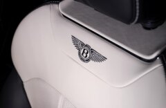 Bentley Bentayga V8 diesel, panorama, CZ