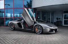 Lamborghini Aventador LP 700-4 Grigio Titans, karbon, kamera, lift