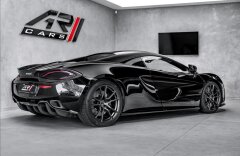McLaren 570S V8 twinturbo, keramiky, lift, BW sound