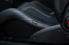 Abarth 595 1,4 ESSESSE, BEATS AUDIO, AKRAPOVIČ, CARBON