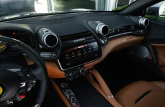 Ferrari GTC4 Lusso 6,3 V12, PANORAMA, VENTILÁCIA, JBL, 360°