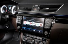 Škoda Superb 2.0 TDI L&K, DCC, Canton, CZ