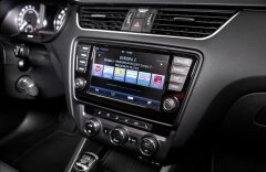 Škoda Octavia 2.0 TDI RS DSG, webasto, black paket, záruka