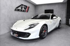Ferrari Ostatní 812 Superfast, karbon paket