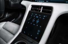 Porsche Taycan Turbo PDCC, pano, noční vize, 360°