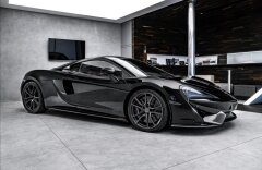 McLaren 570S V8 twinturbo, keramiky, lift, BW sound
