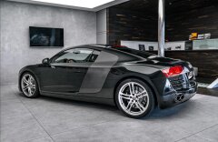 Audi R8 V8 4.2 quattro, karbon paket, CZ
