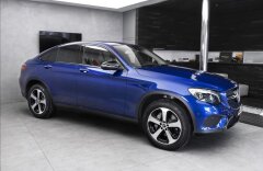 Mercedes-Benz GLC 250d 4Matic, LED, air body, asistenty, CZ