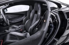 McLaren  570S