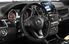 Mercedes-Benz GLS 500 4MATIC DESIGNO, Nezávislé