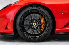 Ferrari 812 Superfast  V12