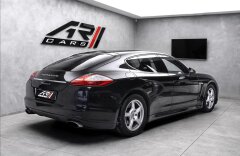 Porsche Panamera 4 PDLS, vzduchový podvozek, navigace, CZ