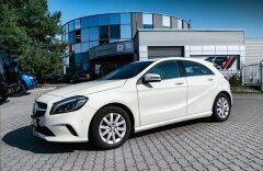 Mercedes-Benz Třídy A 1,6 180 automat, LED, záruka
