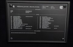 Ferrari 488 Pista, karbon, lift, JBL, tricolore