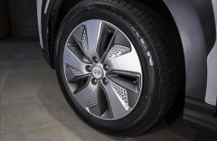Hyundai Kona Elektro,150kW, Premium,navi,LED