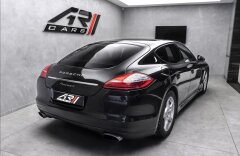 Porsche Panamera 4 PDLS, vzduchový podvozek, navigace, CZ