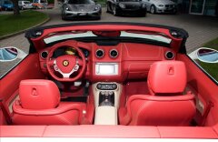 Ferrari California 4,3 Diamond kola Magnetic ride