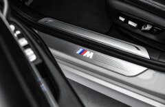 BMW 750 4.4 750i xDrive AT